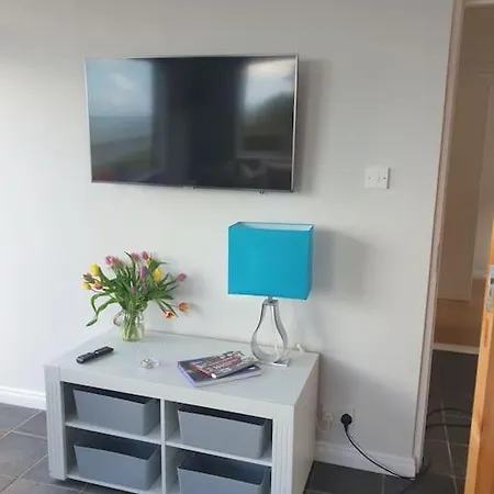 Holiday home Tom Jacks, Coastal Views And Walks Connemara *