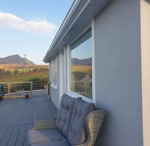 Feriehus Tom Jacks, Coastal Views And Walks Connemara *