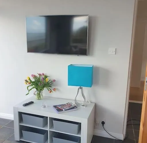 Feriehus Tom Jacks, Coastal Views And Walks Connemara *