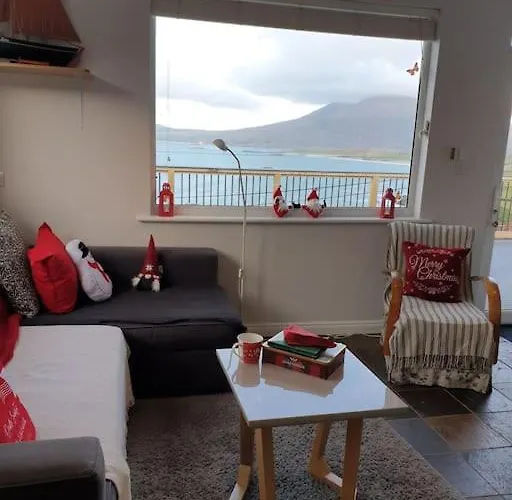 Tom Jacks, Coastal Views And Walks Connemara * Galway