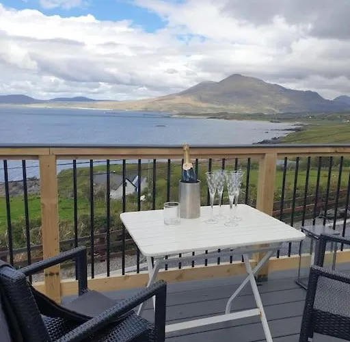 Tom Jacks, Coastal Views And Walks Connemara Galway